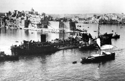 SS Ohio arrives at Grand Harbour, Valletta